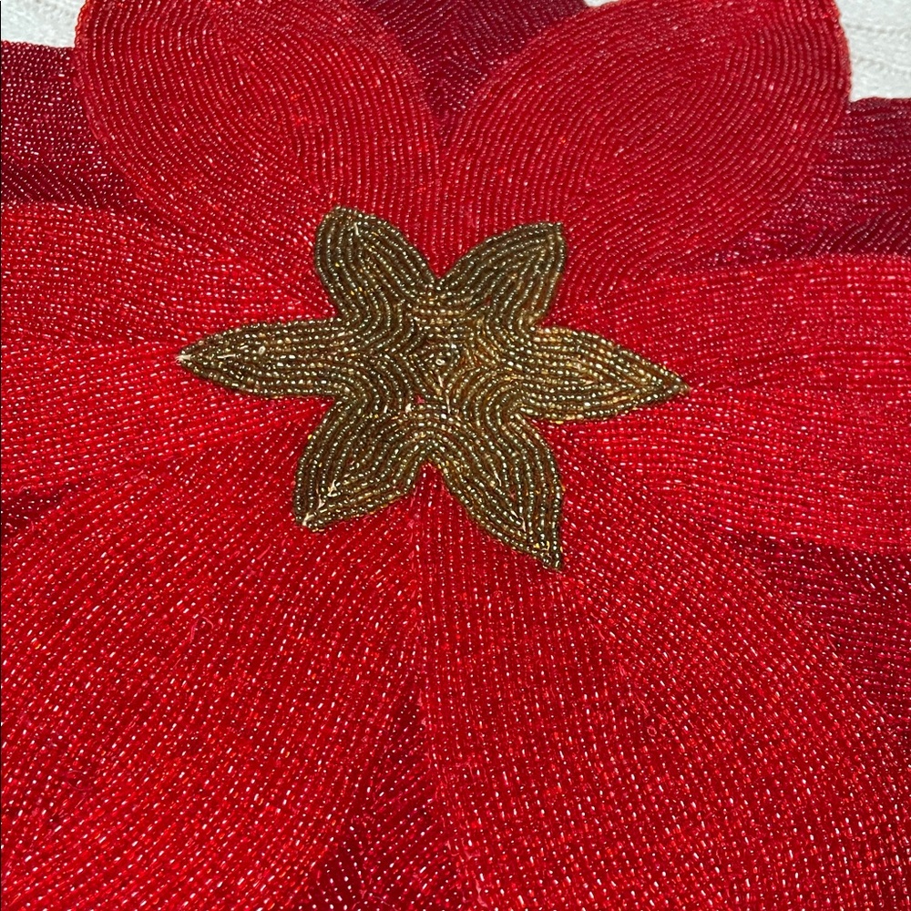 Living Quarters Glass Beaded Red Poinsettia Centerpiece Charger Placemat 15" - Picture 4 of 10